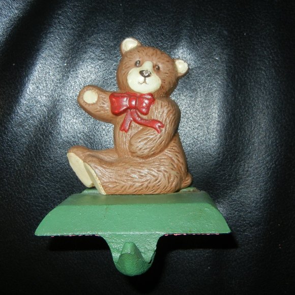 Vintage Midwest cast iron  Brown Bear  Christmas stocking holder (1) - Picture 1 of 3